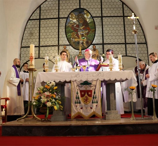 Biskup Razum predvodio misu zahvalnicu u rodnoj Župi sv. Martina biskupa